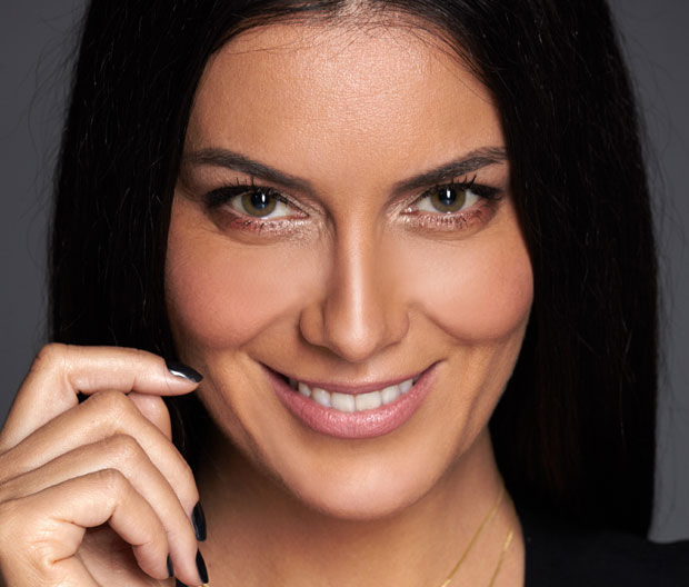 Марија Килибарда дизајнирала накит: Водитељкин вртлог енергије